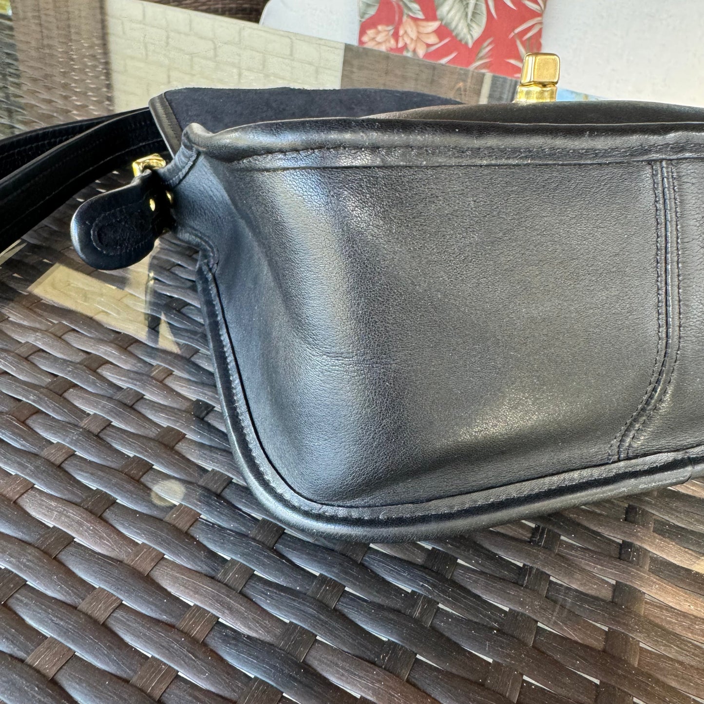 Vintage Coach Black 9965 Legacy Small Flap