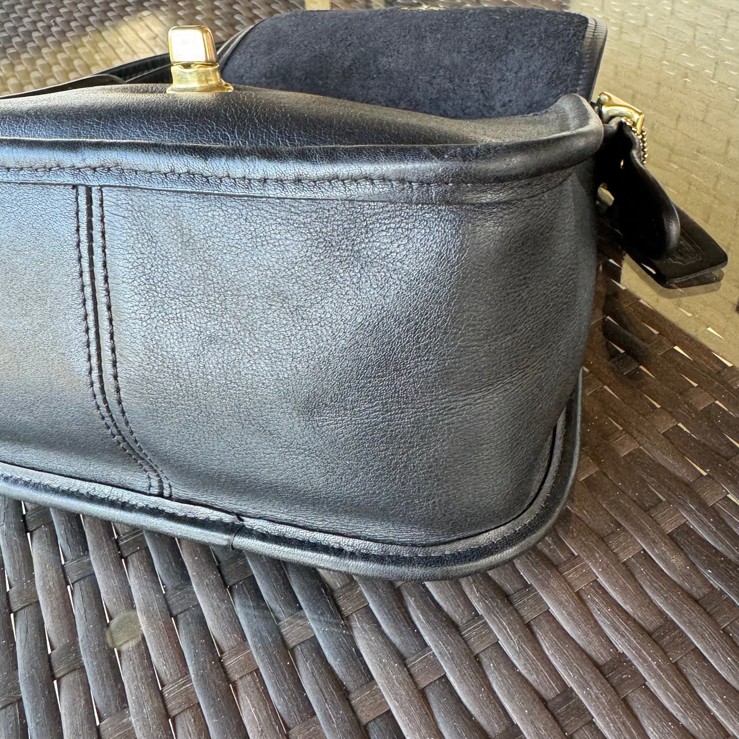 Vintage Coach Black 9965 Legacy Small Flap