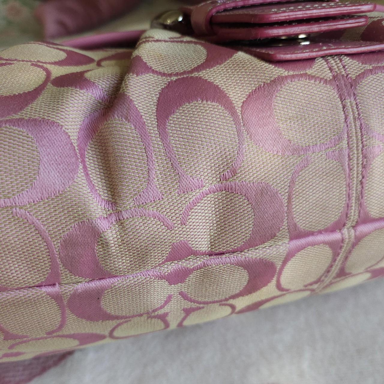 Vintage Barbie Pink Soho Buckle Signature Cs Rare Shoulder Purse